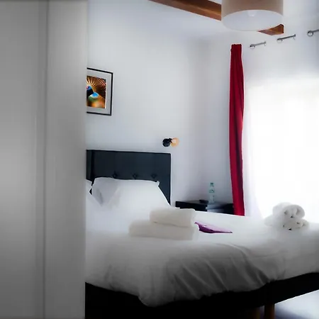 Bed & Breakfast Les Chambres De L'hostellerie Du Commerce *